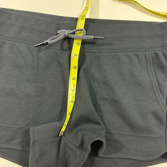 The North Face Womens Drawstring Sweat Shorts Black - Picture 7 of 8